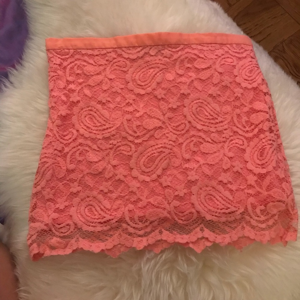 Gilboregilmore coral lace stretchy miniskirt